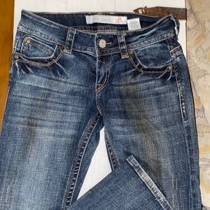 Never been worn , great condition Jeans